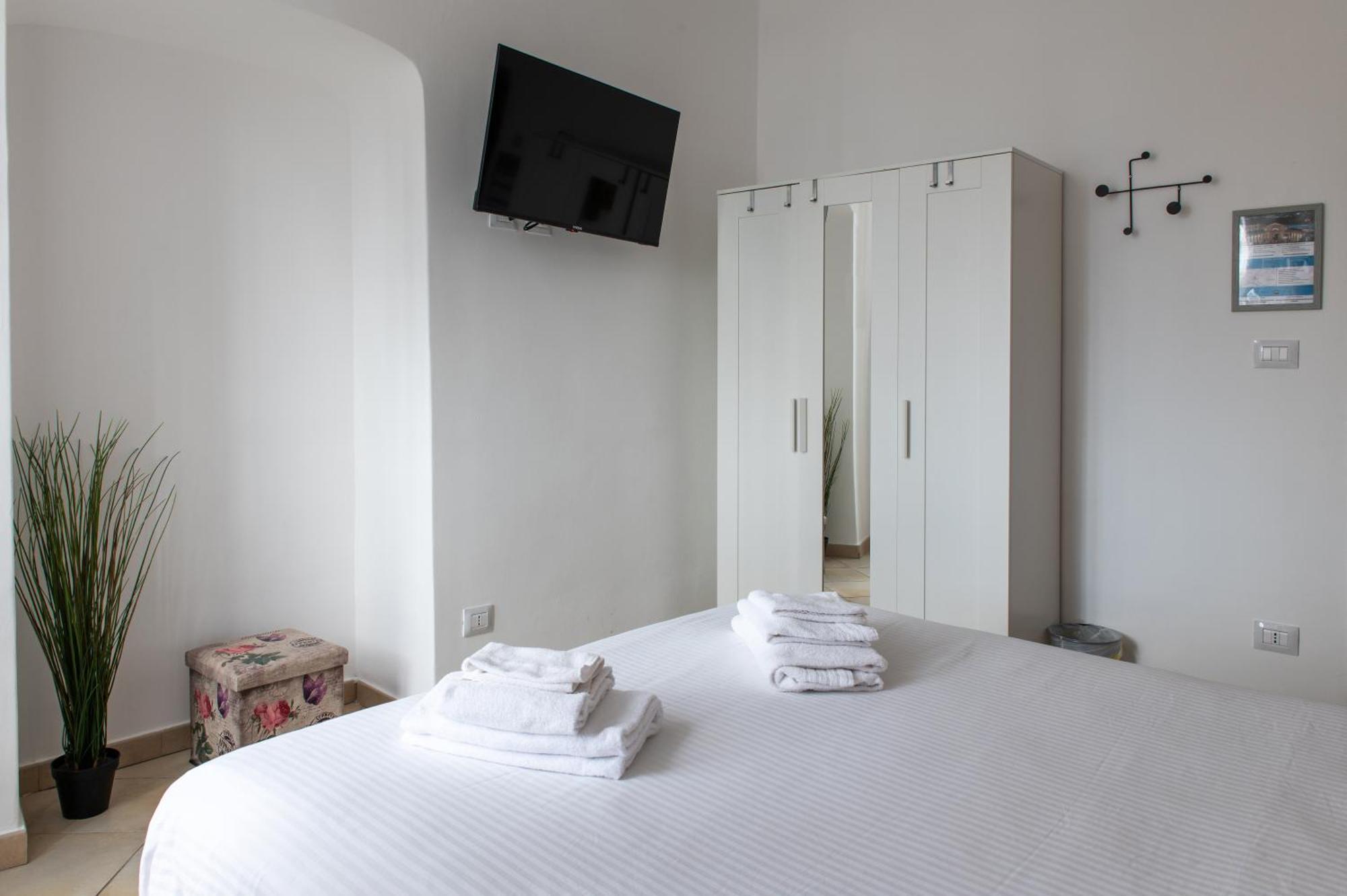 Maison d'hôtes Stazione Piazza Principe - In Centro Citta